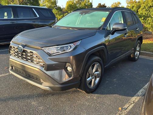 2021 Toyota RAV4 Hybrid SE
