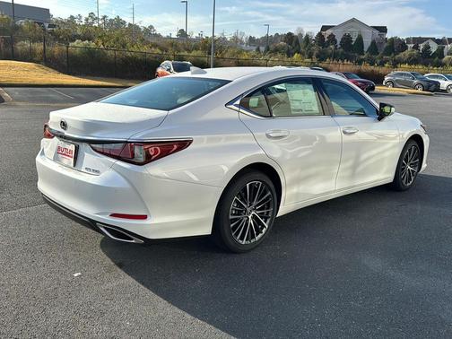 2025 Lexus ES 350 Base