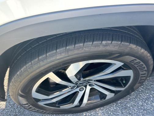 2023 Volkswagen Atlas 3.6L SEL