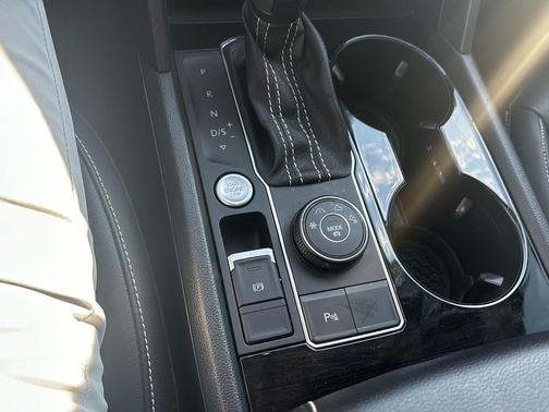 2023 Volkswagen Atlas 3.6L SEL