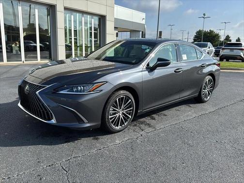 2025 Lexus ES 300h F SPORT Design