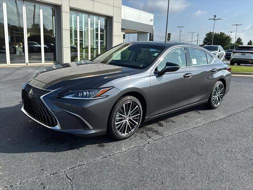 2025 Lexus ES 300h F SPORT Design
