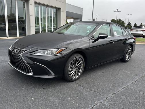 2025 Lexus ES 300h Luxury