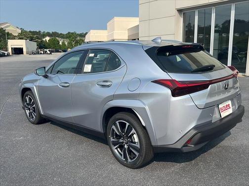 2025 Lexus UX 300h Base