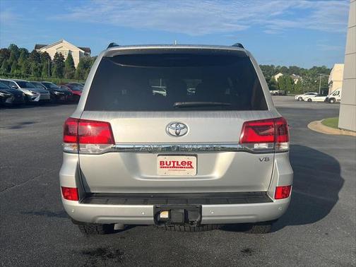 2021 Toyota Land Cruiser Base