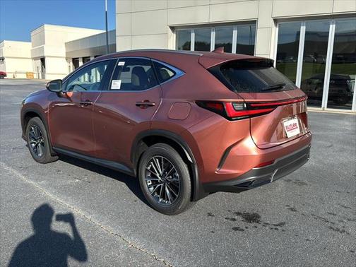 2025 Lexus NX 350h Luxury