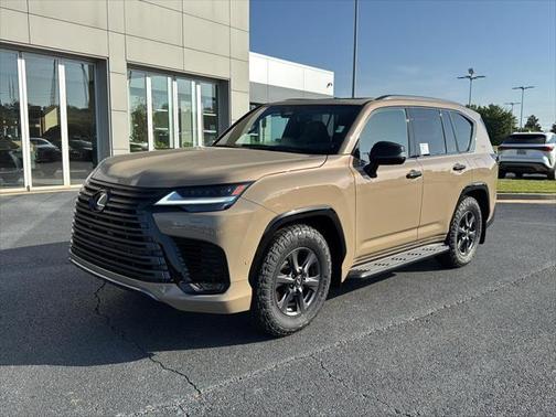 2025 Lexus LX 700h Overtrail