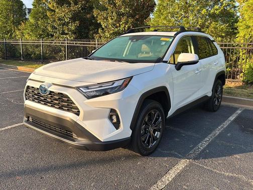 2024 Toyota RAV4 Hybrid XLE Premium