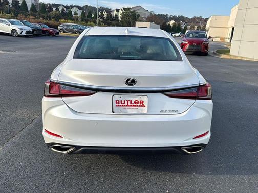 2021 Lexus ES 350 Base