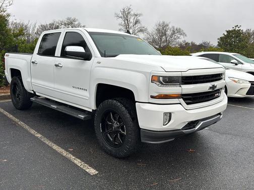 2017 Chevrolet Silverado 1500 2LT
