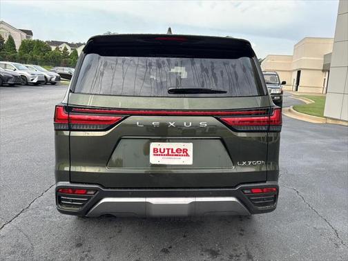 2025 Lexus LX 700h Overtrail