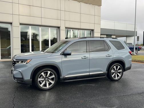 2023 Honda Pilot AWD Elite