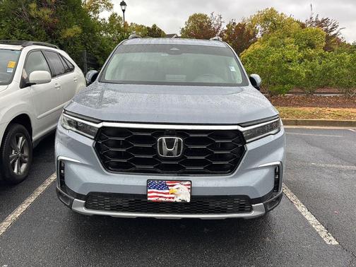 2023 Honda Pilot AWD Elite