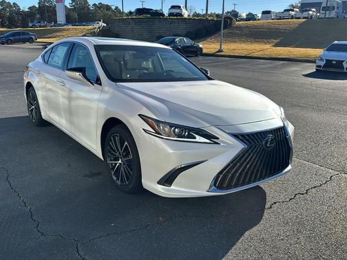 2025 Lexus ES 350 Base