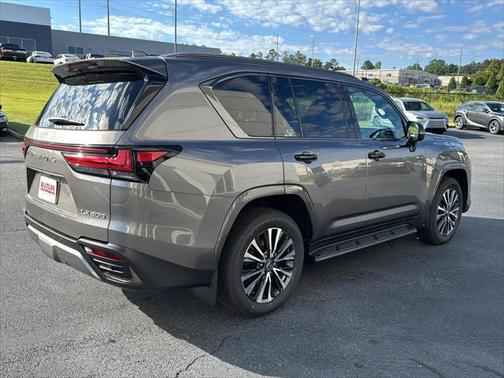2025 Lexus LX 600 Premium