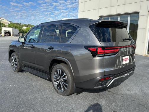 2025 Lexus LX 600 Premium