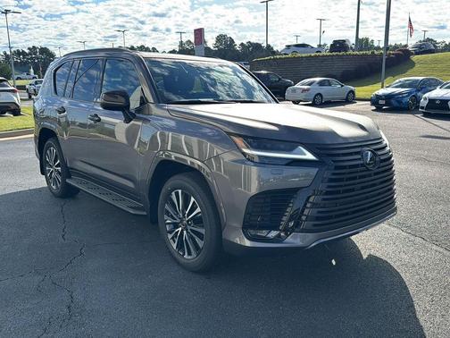 2025 Lexus LX 600 Premium