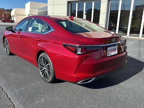 2025 Lexus ES 350 Base