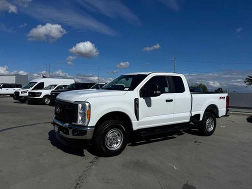 2023 Ford F-250 XL