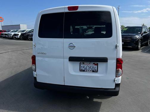 2021 Nissan NV200 S