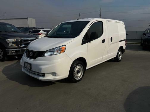 2021 Nissan NV200 S