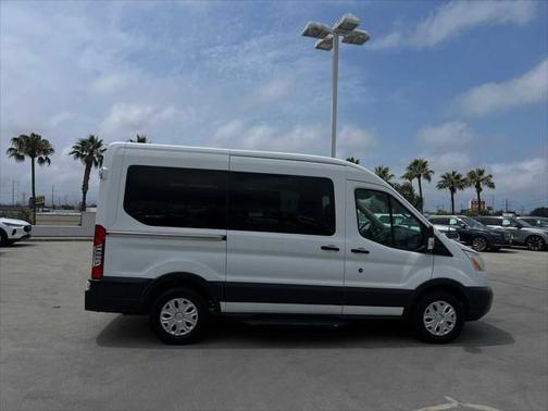 2017 Ford Transit-150 XLT