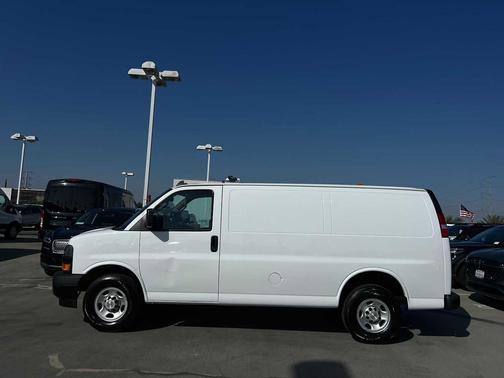 2023 Chevrolet Express 2500 Work Van