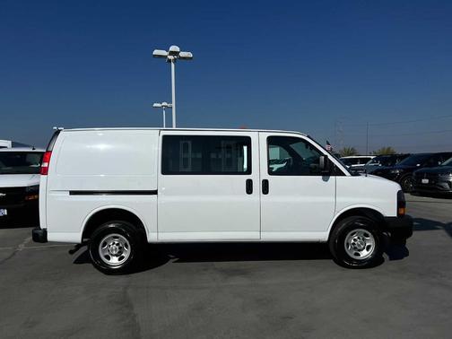 2023 Chevrolet Express 2500 Work Van