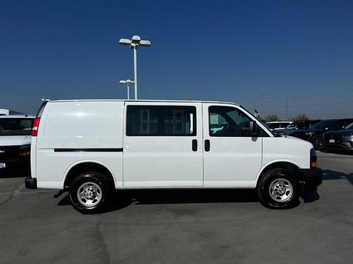 2023 Chevrolet Express 2500 Work Van