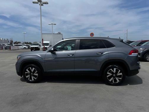 2021 Volkswagen Atlas Cross Sport 2.0T SE