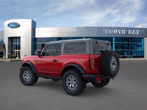 2025 Ford Bronco Badlands