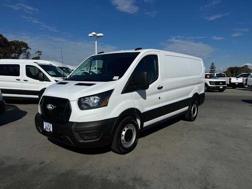 Oxford White 2026 Ford Transit-150