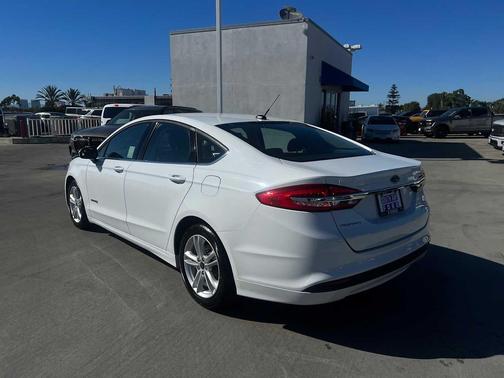 2018 Ford Fusion Hybrid S