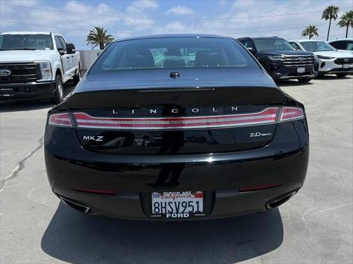 2016 Lincoln MKZ Base