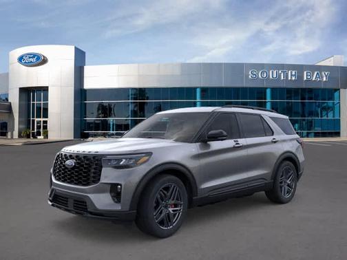 Carbonized Gray Metallic 2026 Ford Explorer ST-Line