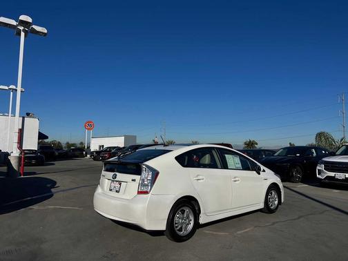 2010 Toyota Prius V