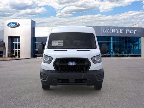 Oxford White 2026 Ford Transit-350