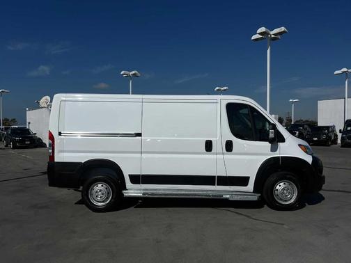 2023 RAM ProMaster 2500 Base