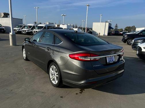 2018 Ford Fusion Hybrid S