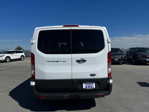 2018 Ford Transit-150 XL
