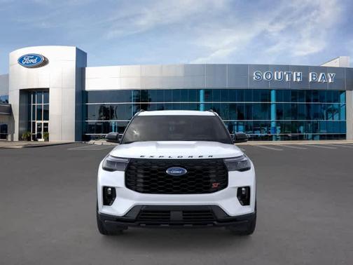 Star White 2026 Ford Explorer ST