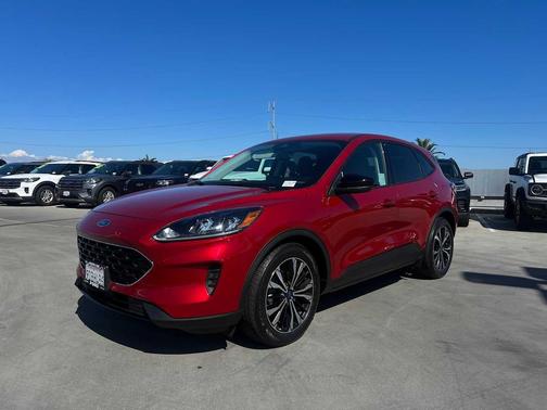 2022 Ford Escape SE