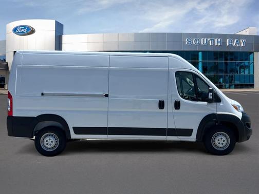 Bright White Clearcoat 2025 RAM ProMaster 3500 High Roof