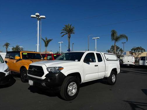 2019 Toyota Tacoma SR