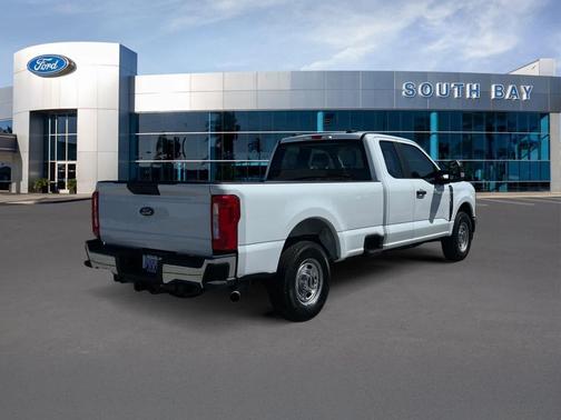 Oxford White 2024 Ford F-250 XL