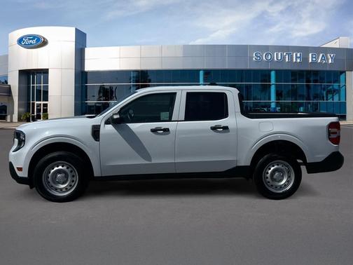 Oxford White 2025 Ford Maverick XL
