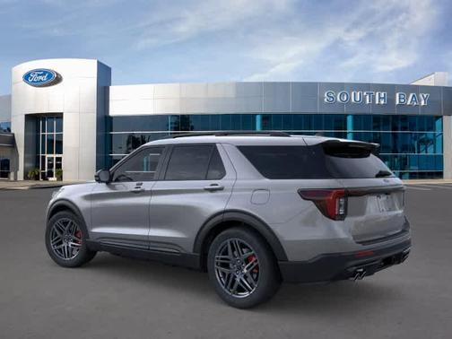 Carbonized Gray Metallic 2026 Ford Explorer ST