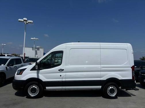 2022 Ford Transit-250 Base