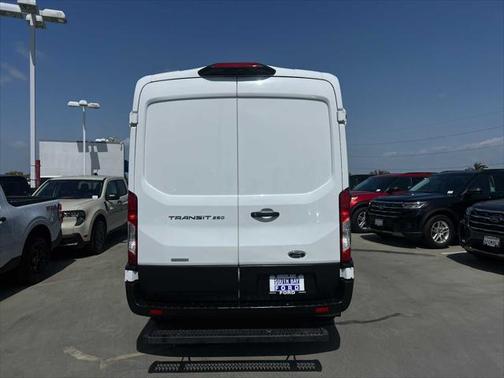 2022 Ford Transit-250 Base