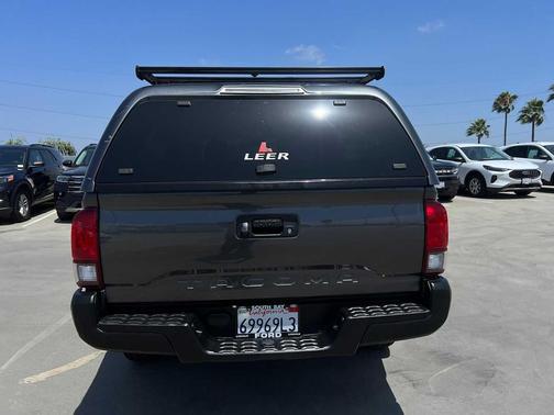 2022 Toyota Tacoma SR